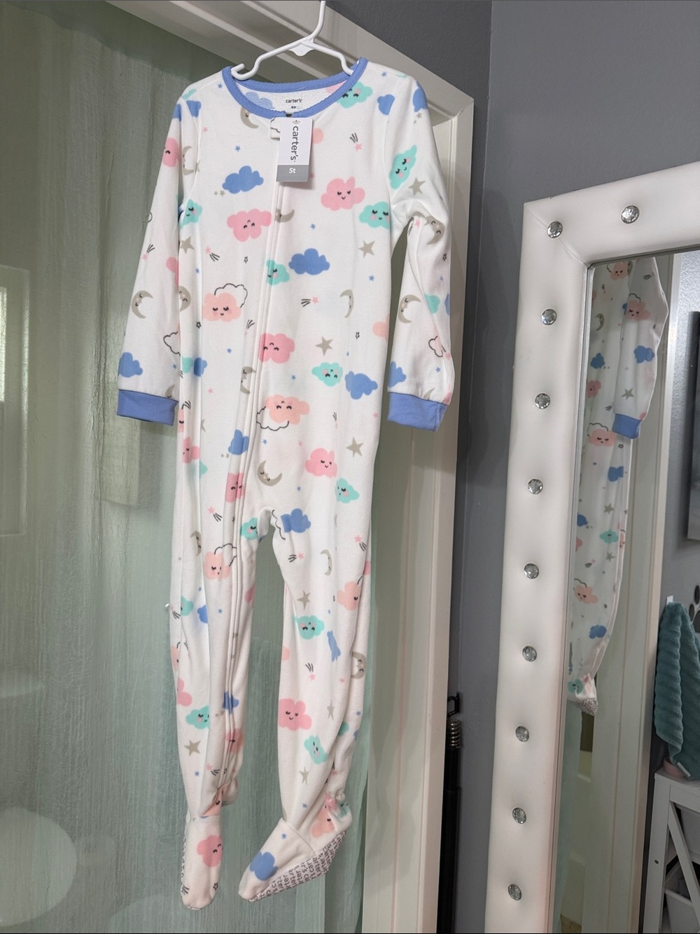 Carter's White Footed One-Piece Pajamas with Pastel Clouds & Stars 5T new